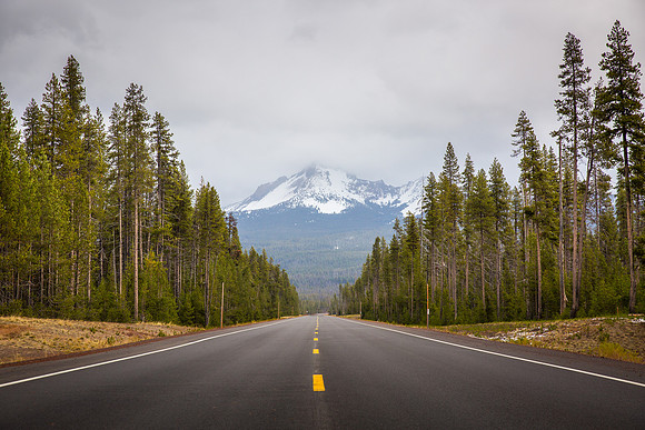 Highway to the 3 Sisters, Central Oregon