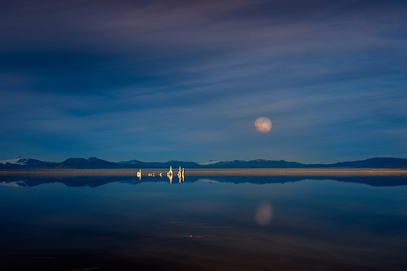 Mono Lake Moon Rise